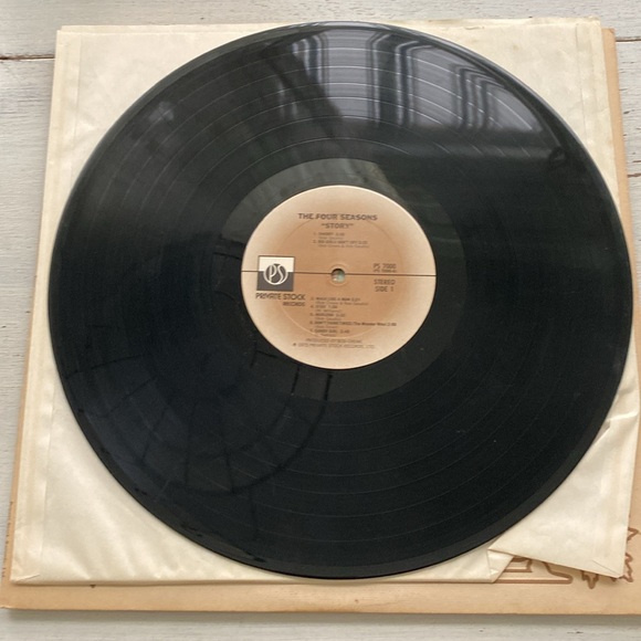 1975 The Four Seasons Frankie Valli Two Record Greatest Hits Vinyl Record Album - Picture 10 of 16